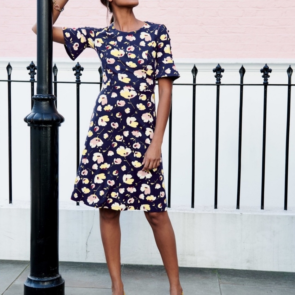 Boden Womens size 16 Navy Floral Dress
